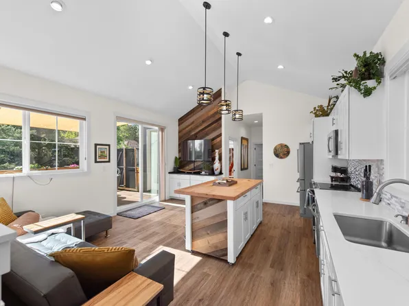 225 Wilmington Ave, Bend, OR 97703