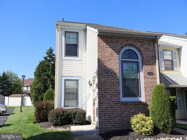 12 Lumber Jack Cir #B-22, Horsham, PA 19044