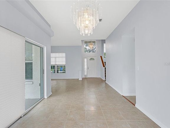 5th image of 17721 Esprit Dr