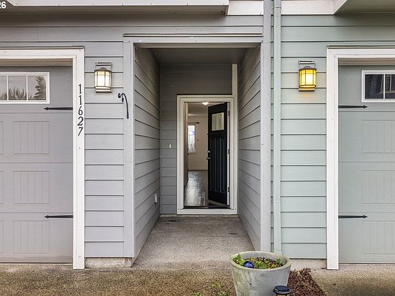 4th image of 11627 NE 111th Cir
