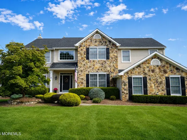 8 Alyssa Lane, Manalapan, NJ 07726