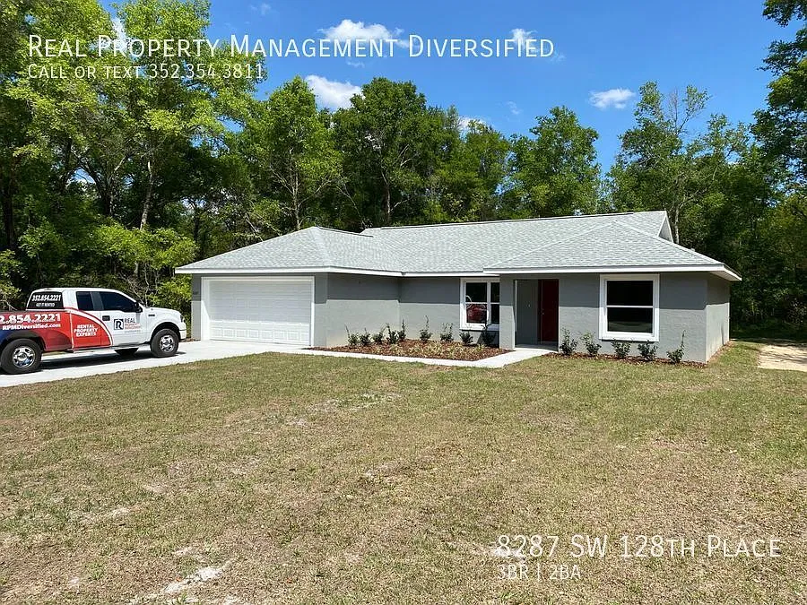 Desirable Sw Ocala Neighborhood 3/2/1 **Won"T Last** — Photo 3