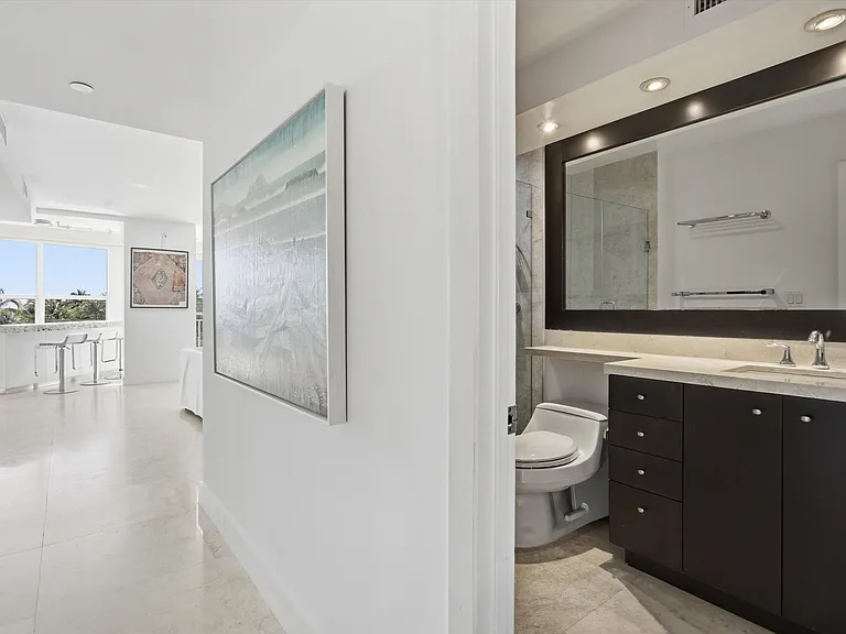 613 Ocean Dr #5D — Photo 6