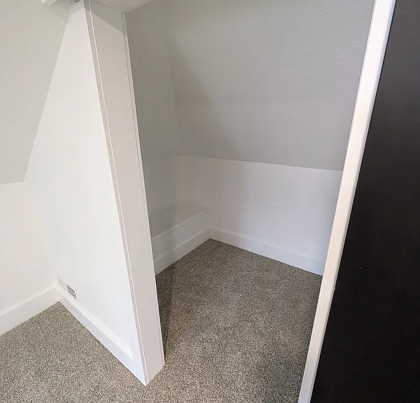 160 Guilford St — Photo 27