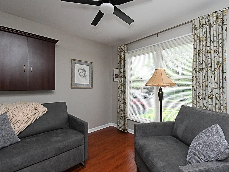 187 Pinecrest Ln — Photo 4