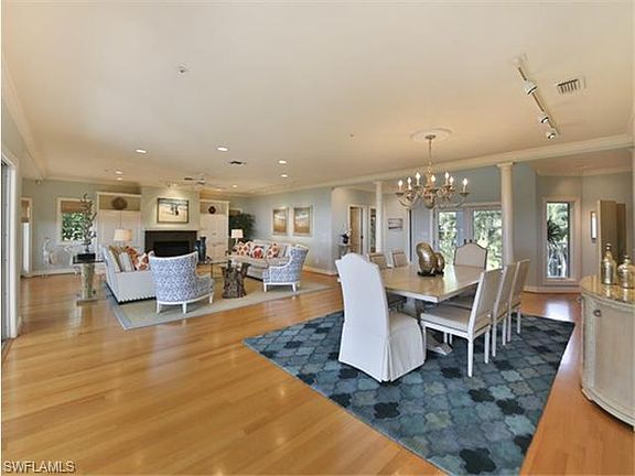 5th image of 1127 Longifolia Ct