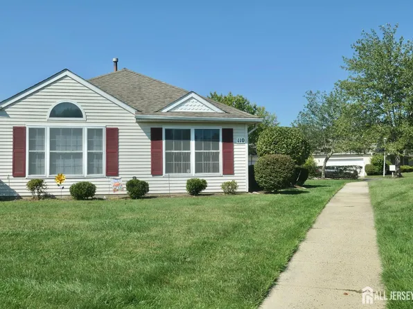 110 Waterside Blvd, Monroe Township, NJ 08831