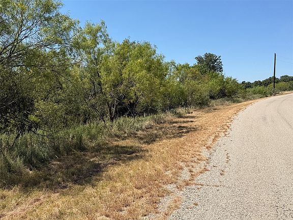 2nd image of 28 County Road 417