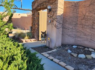 2820 Don Pancho Rd NW, Albuquerque, NM 87104