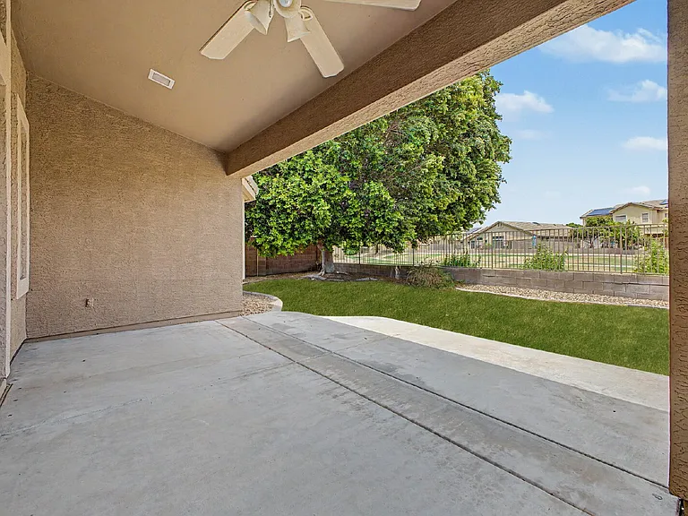 6932 W Blackhawk Dr — Photo 32