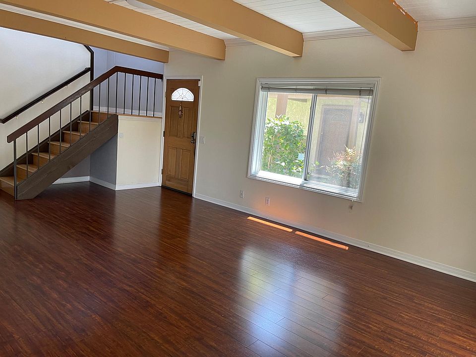 1st image of 5257 Village Circle Dr