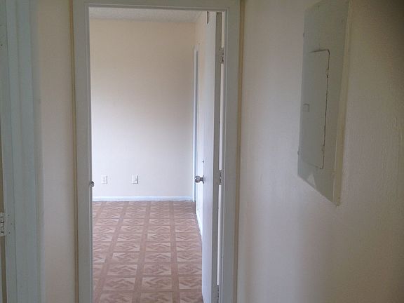 5th image of 7755 Tam Oshanter Blvd