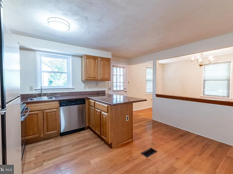 12136 Bentridge Pl — Photo 8