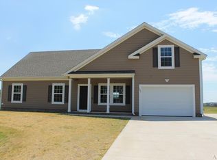 105 Rosedale Ct, Moyock, NC 27958