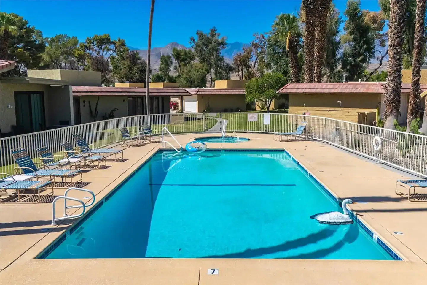 2 bed, 2.5 bath, 1505 sqft, $8,000 — Photo 1