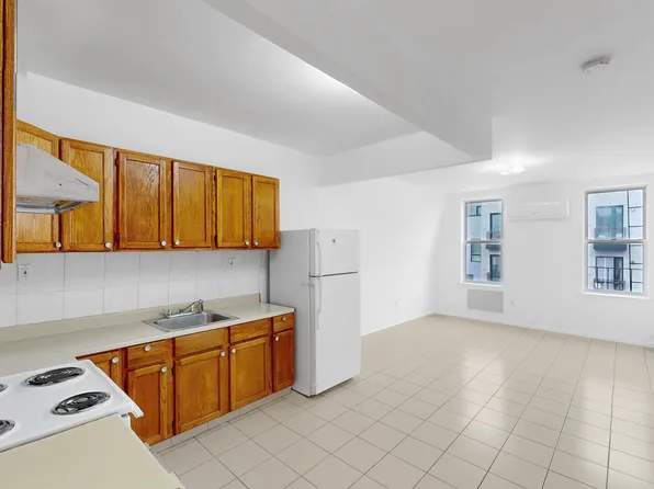 1644 Atlantic Avenue image 1 of 5