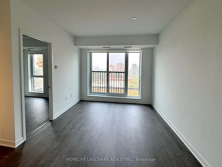 10 Oak St #801 — Photo 3
