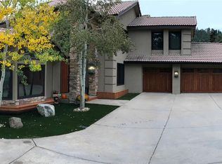 2221 Carriage Hills Dr, Boulder, CO 80302