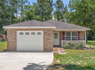 191 Stevens Dr, Midway, FL 32343