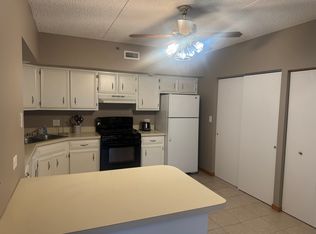 1113 E Division St APT 1A, Lockport, IL 60441