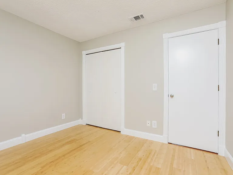 3737 Valencia Grove Ln — Photo 12