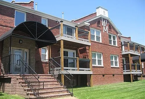 Westport Manor Photo 1