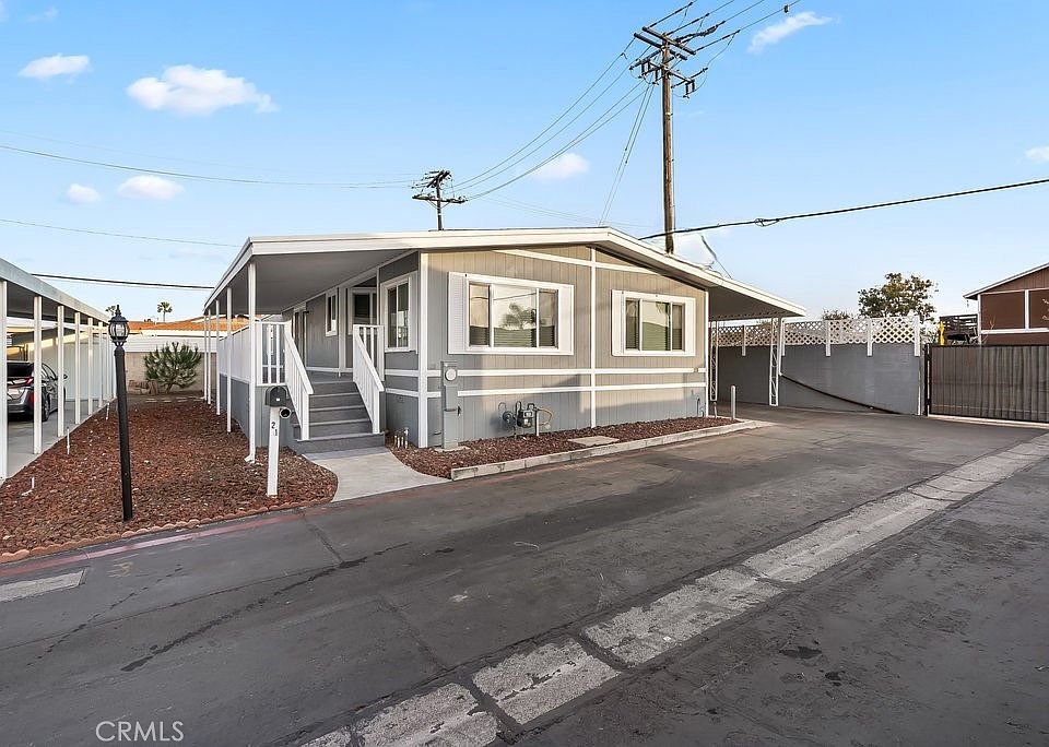 1st image of 16444 Bolsa Chica St Space 21