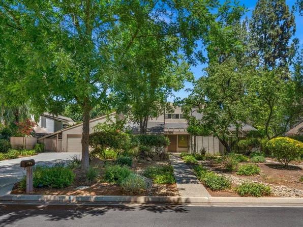 835 E Ashcroft Ave, Fresno, CA 93704