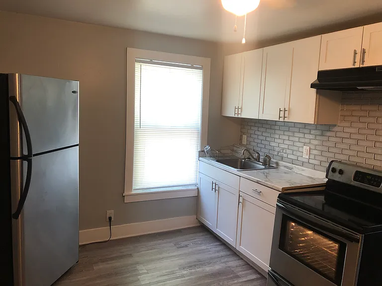 800 Shelby Ave #4 — Photo 8