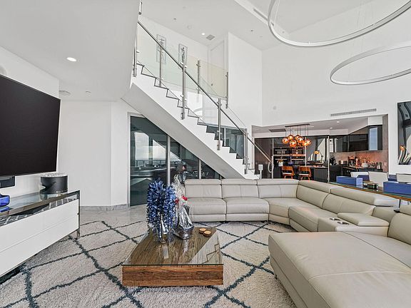 4th image of 18555 Collins Ave APT 4404D