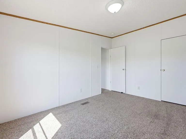 1385 Live Oak Rd — Photo 33