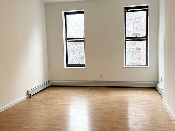 5th image of 47-38 11th St #5