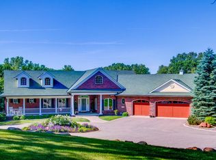 336 Salem Church Rd, Sunfish Lake, MN 55118