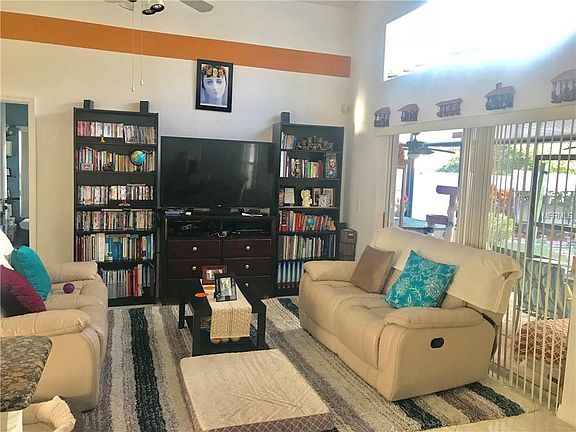 3rd image of 3037 Morton Way