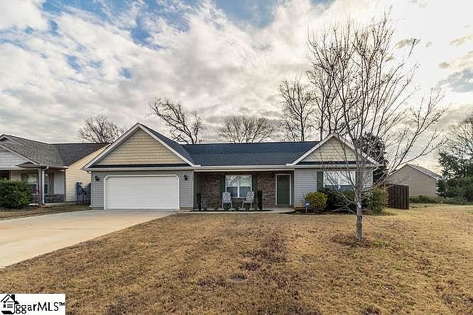 1st image of 109 Lost Creek Ct