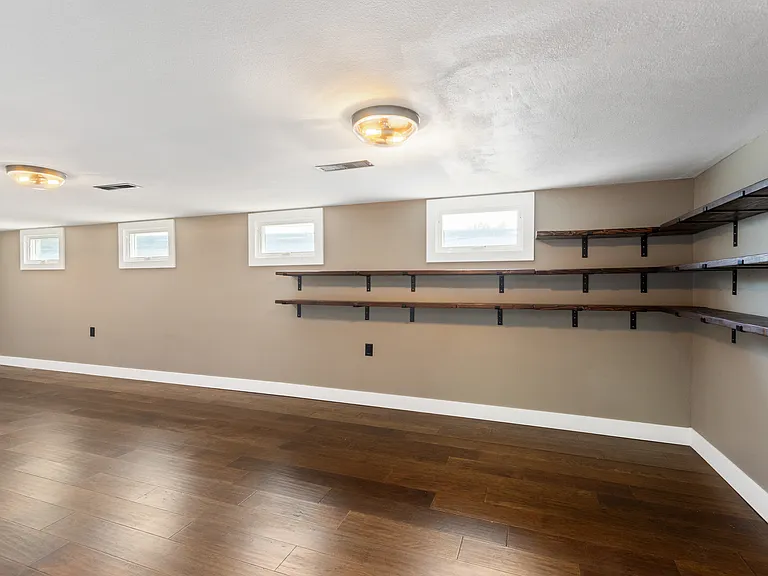 3440 Powderhorn Cir — Photo 28