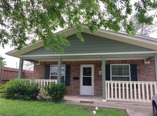 1917 Beaumont St, Grand Prairie, TX 75051