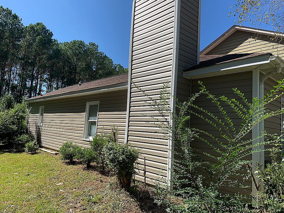 1st image of 9 Chesapeake Ct Unit 15