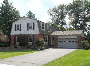 387 Hickory Rd, Lawrenceburg, IN 47025