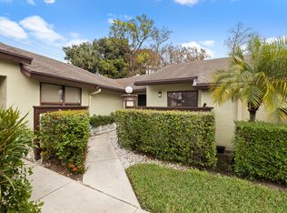 237 Bald Eagle Ct, Royal Palm Beach, FL 33411