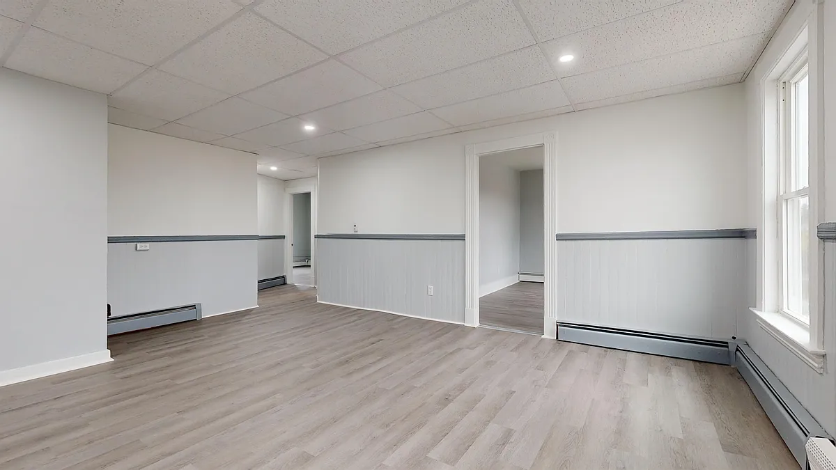 Building Photo - 34 River St #C