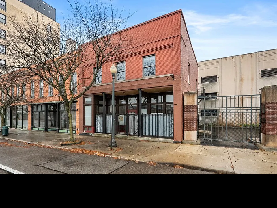 131 W Kalamazoo Ave