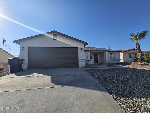 4th image of 3236 Chemehuevi Blvd