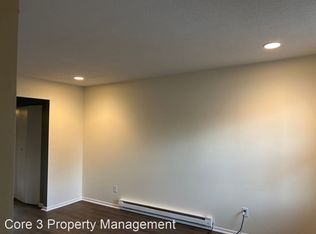260 N Washington St #10, Warrensburg, IL