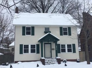 2972 Yorkshire Rd, Cleveland Heights, OH 44118