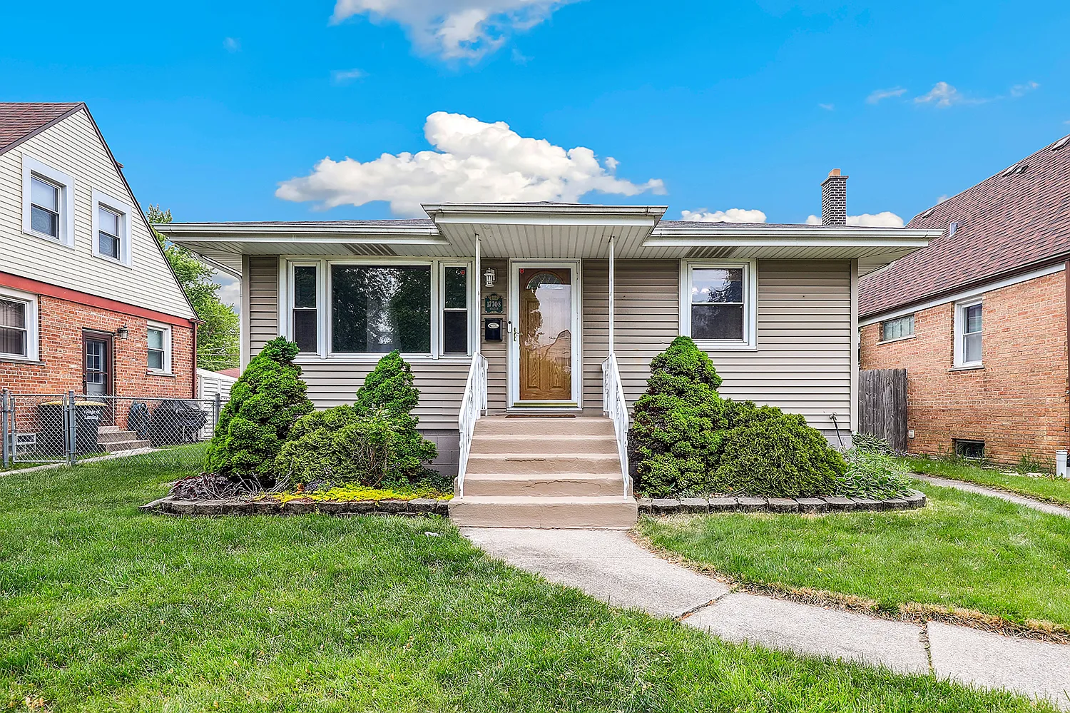 17708 Walter St photo 1