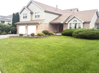 683 Primrose Ln, Matteson, IL 60443