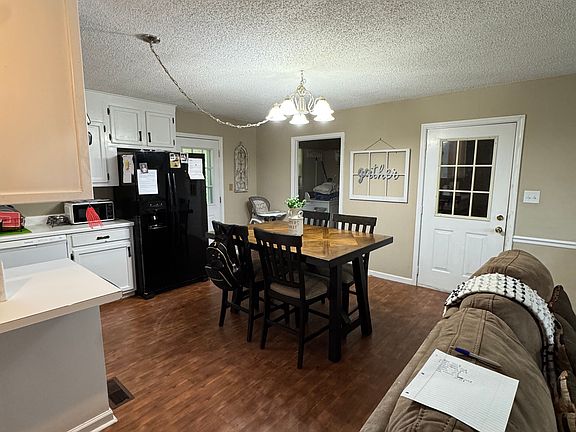 4th image of 106 Kenwood Dr