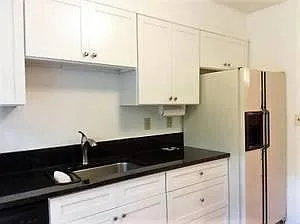 3 bed, 1275 sqft, $2,700 — Photo 4