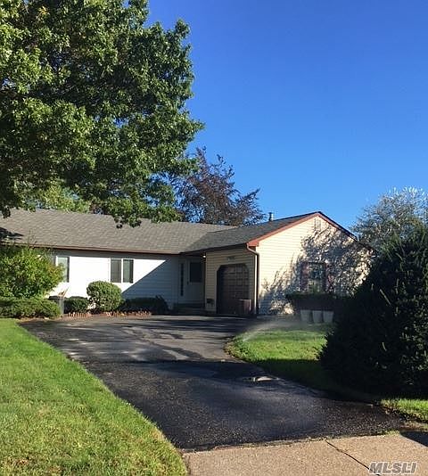 1st image of 7 Osprey Dr